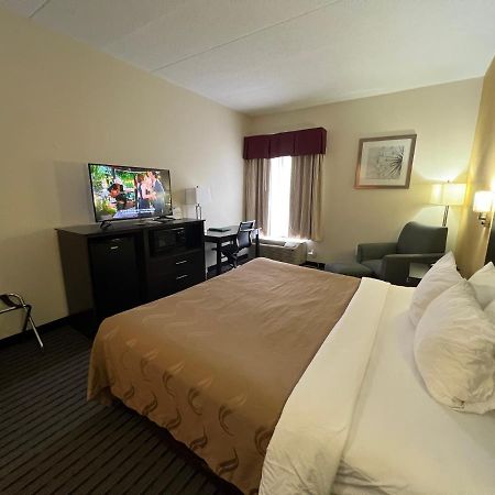 Quality Inn Richmond Airport Sandston Eksteriør bilde