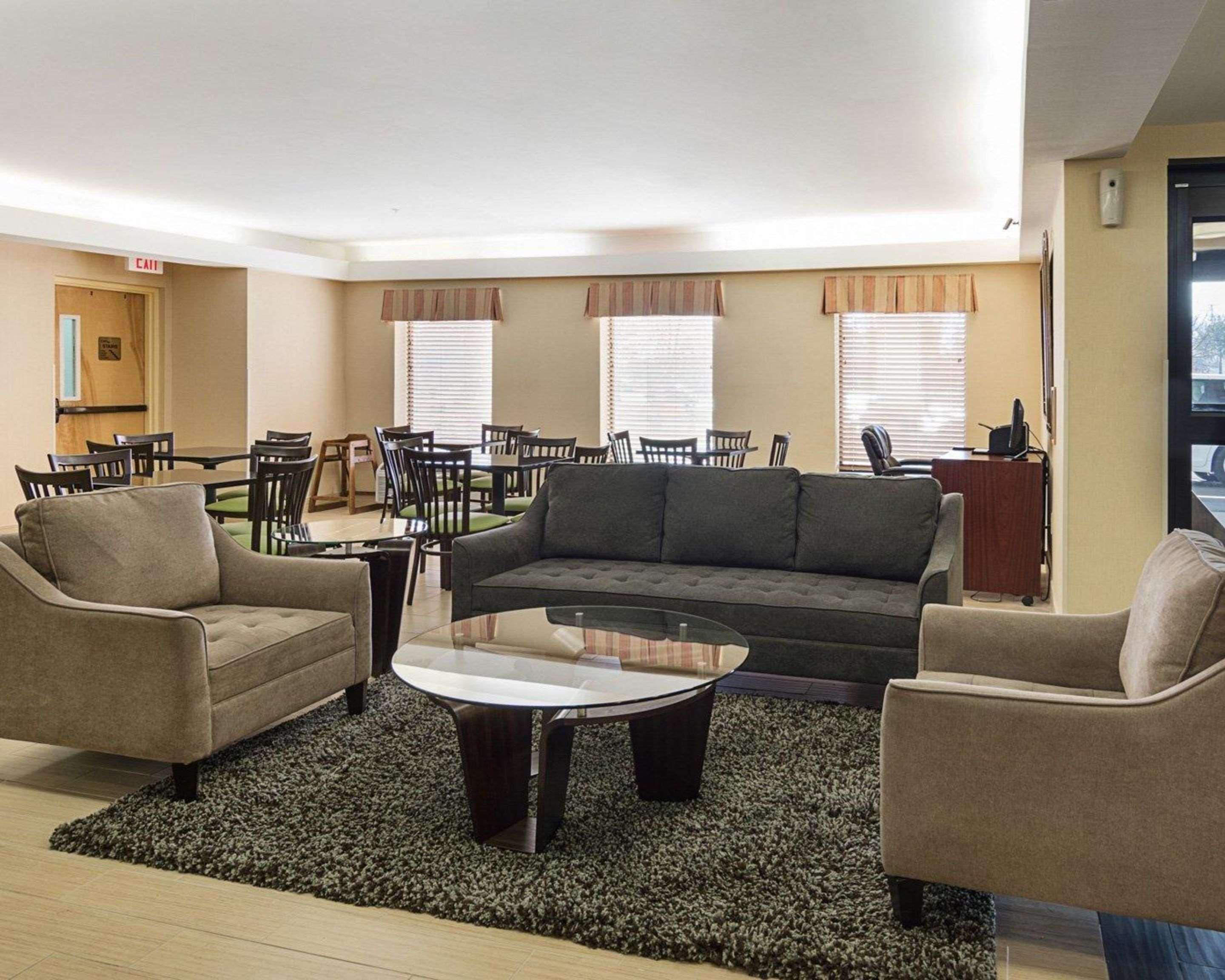 Quality Inn Richmond Airport Sandston Eksteriør bilde