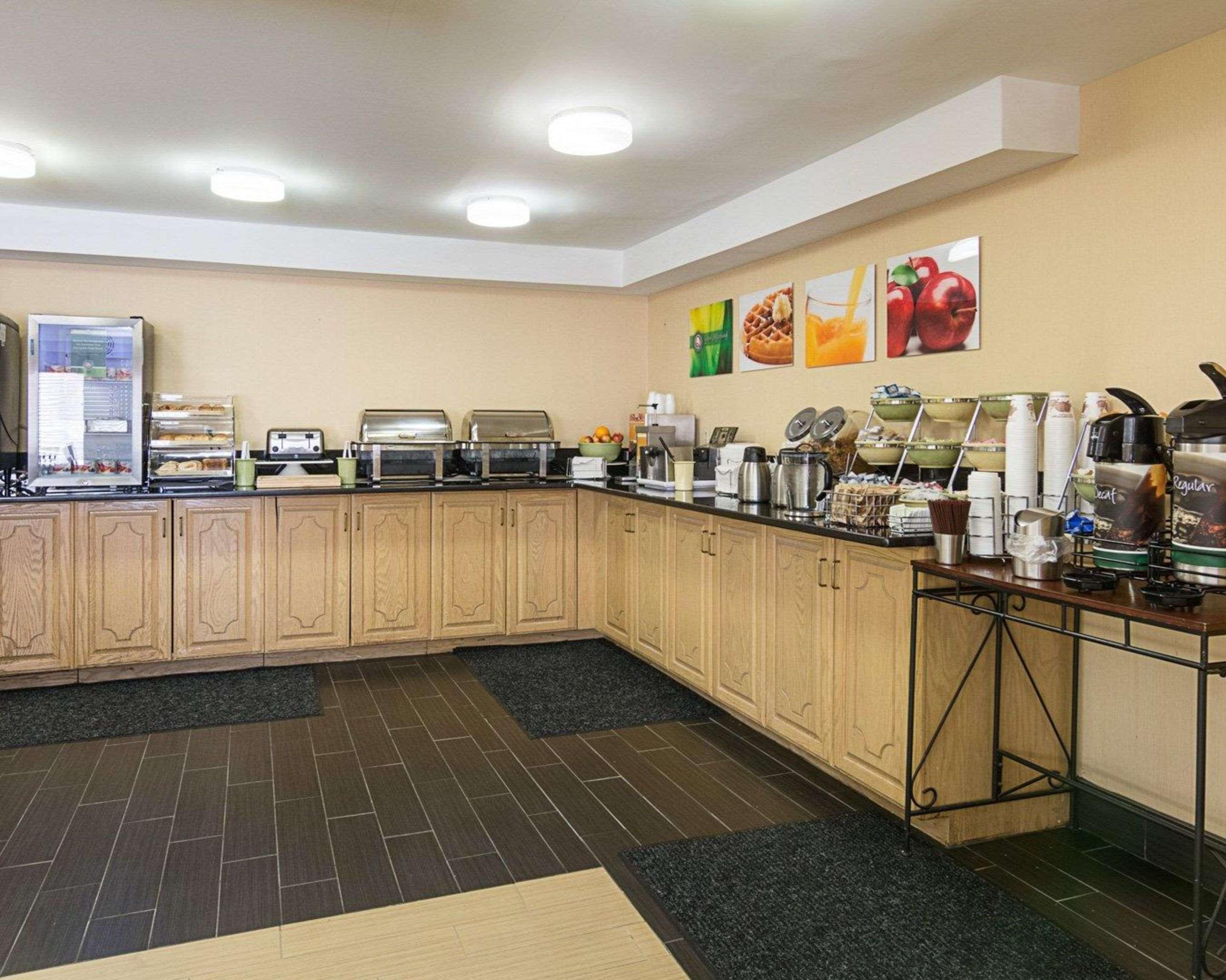 Quality Inn Richmond Airport Sandston Eksteriør bilde