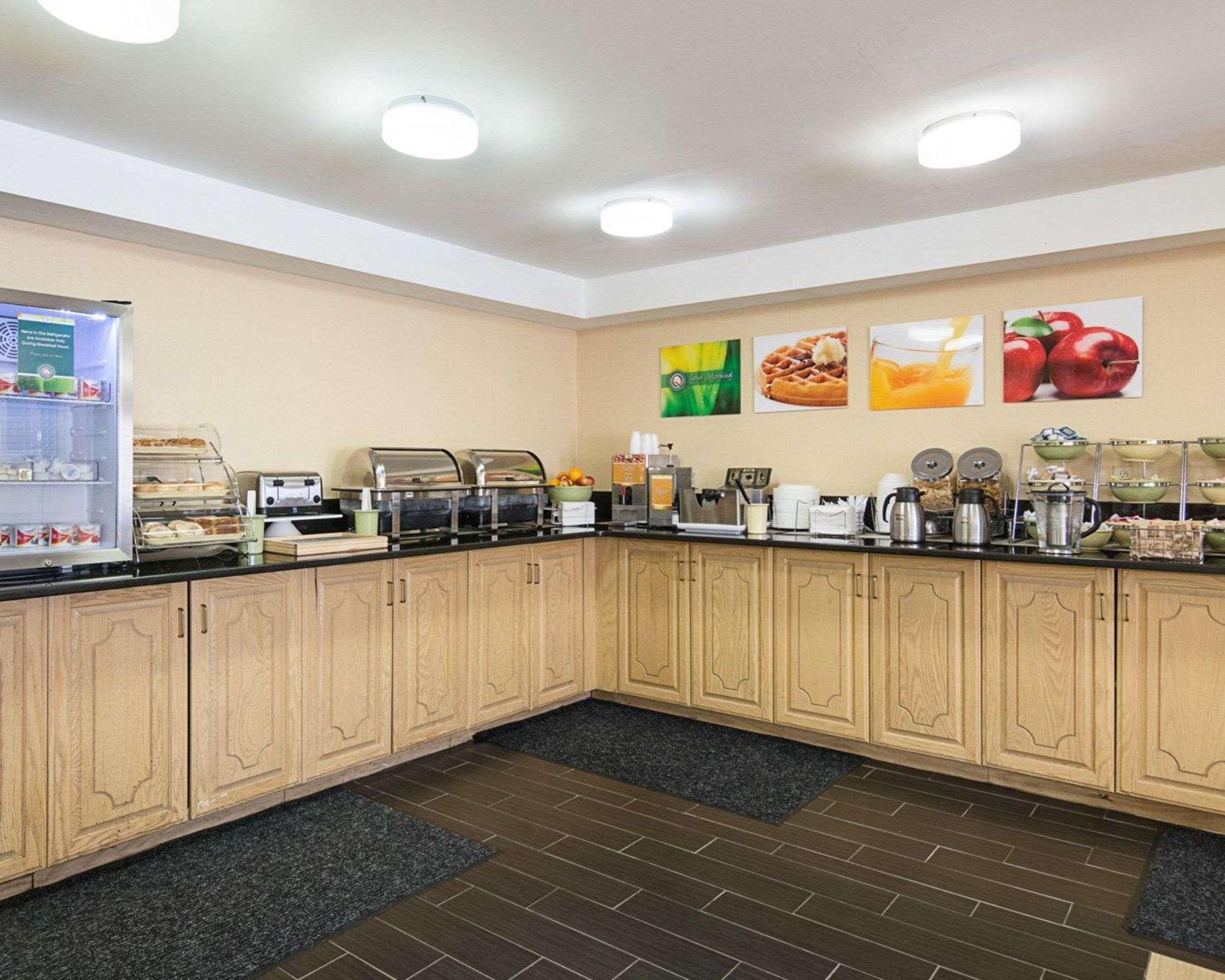 Quality Inn Richmond Airport Sandston Eksteriør bilde