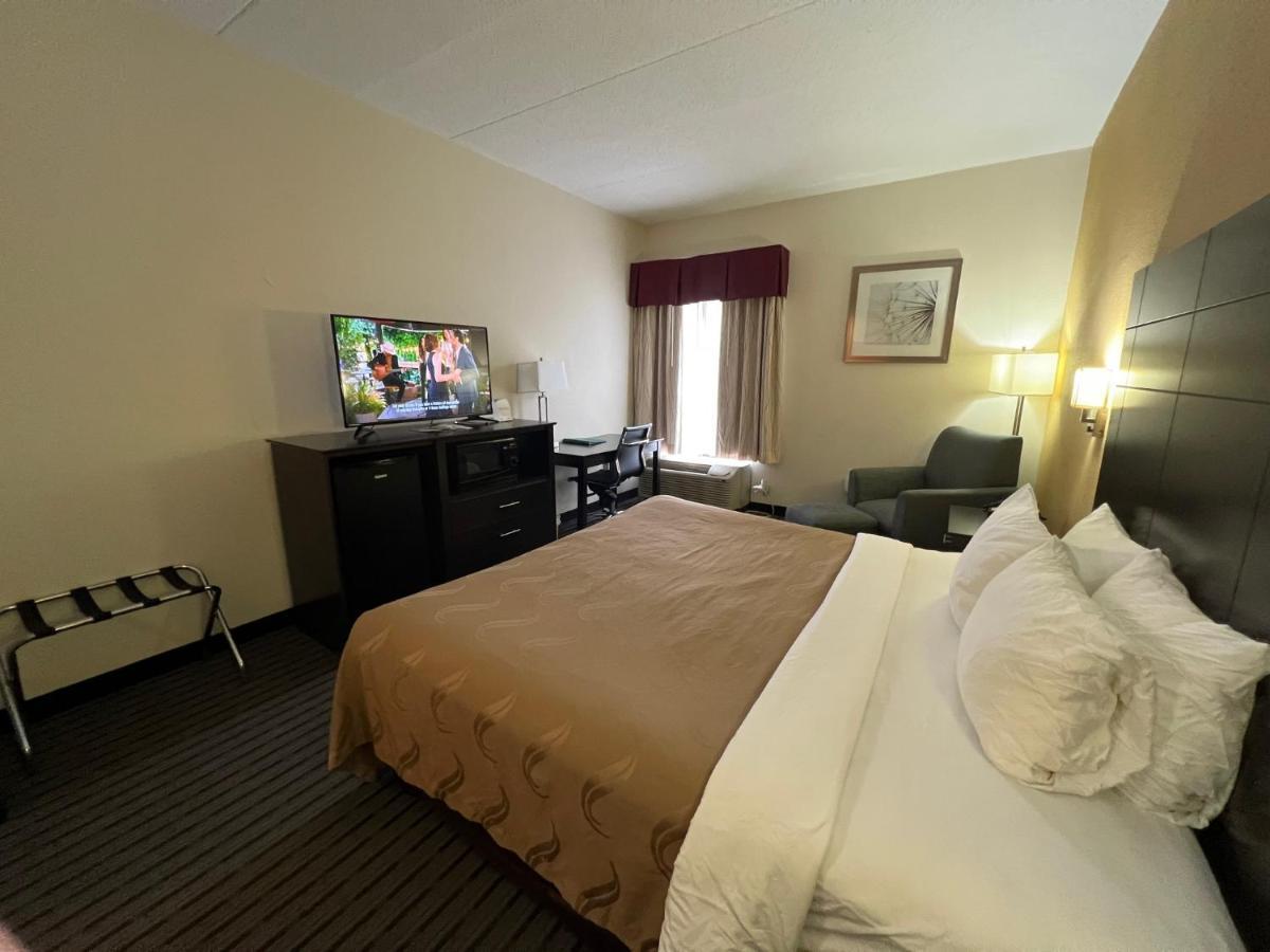 Quality Inn Richmond Airport Sandston Eksteriør bilde