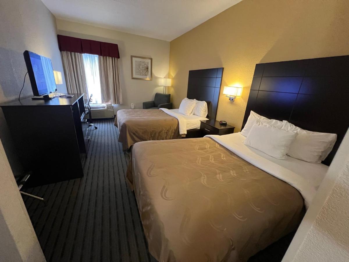 Quality Inn Richmond Airport Sandston Eksteriør bilde