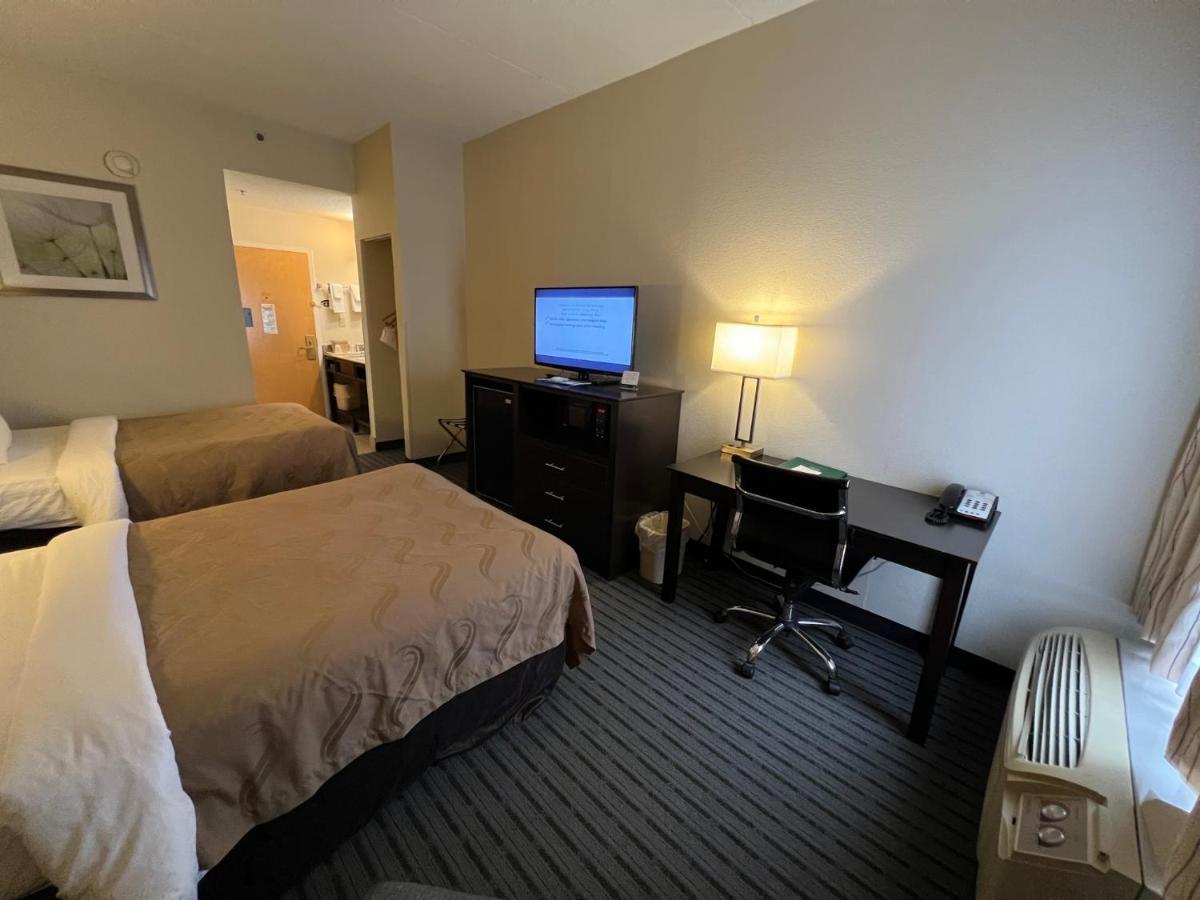 Quality Inn Richmond Airport Sandston Eksteriør bilde